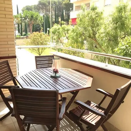 Sa Boadella Apartment *